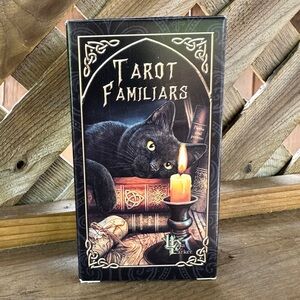 Lisa Parker Familiars Tarot Deck Cards Telling Fournier in original box